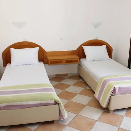 Paralia Hotel